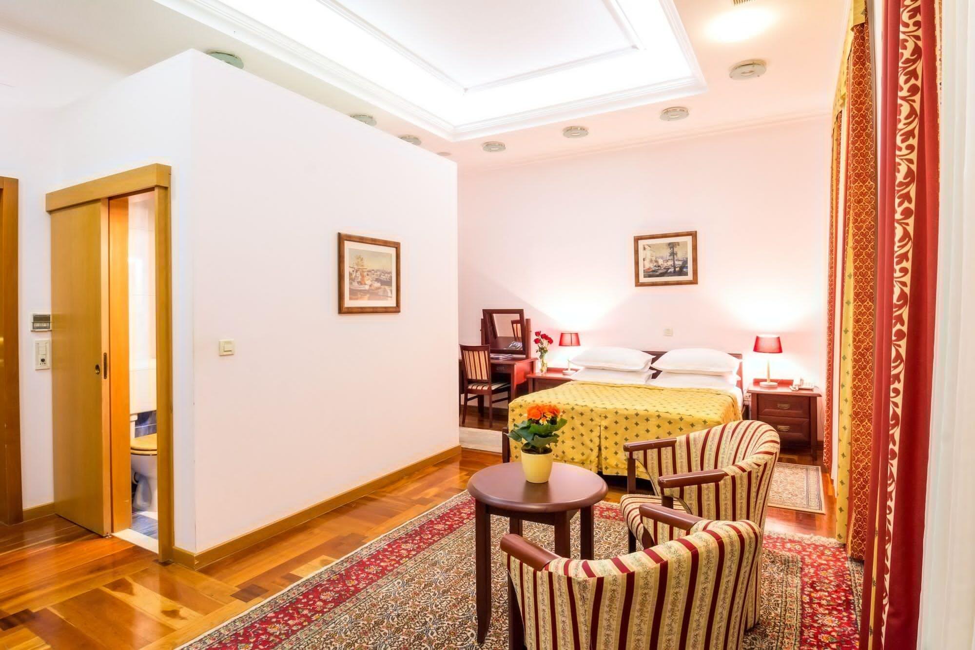 Palazzo President Ξενοδοχείο Σπλιτ Εξωτερικό φωτογραφία