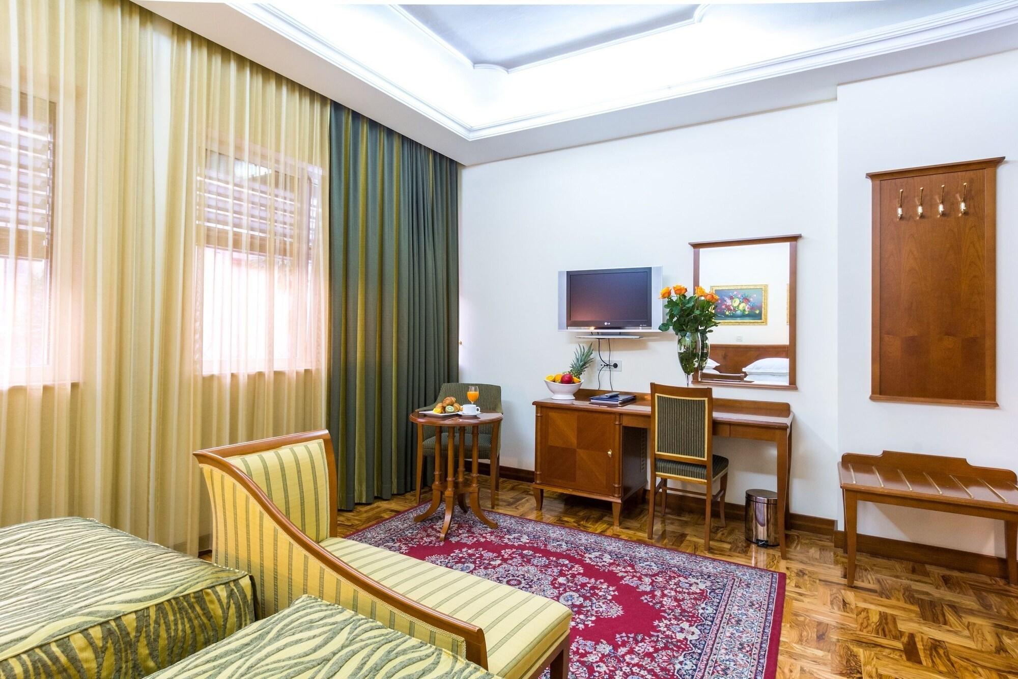 Palazzo President Ξενοδοχείο Σπλιτ Εξωτερικό φωτογραφία