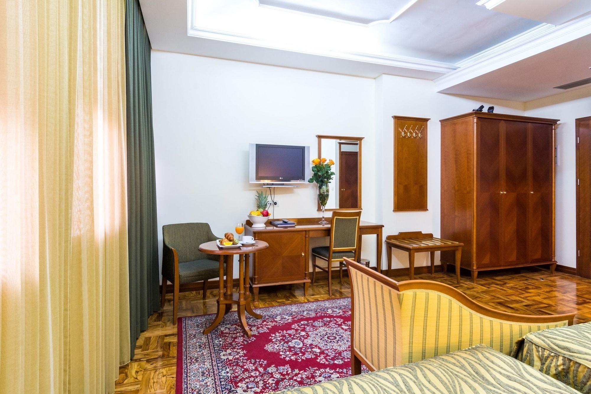 Palazzo President Ξενοδοχείο Σπλιτ Εξωτερικό φωτογραφία